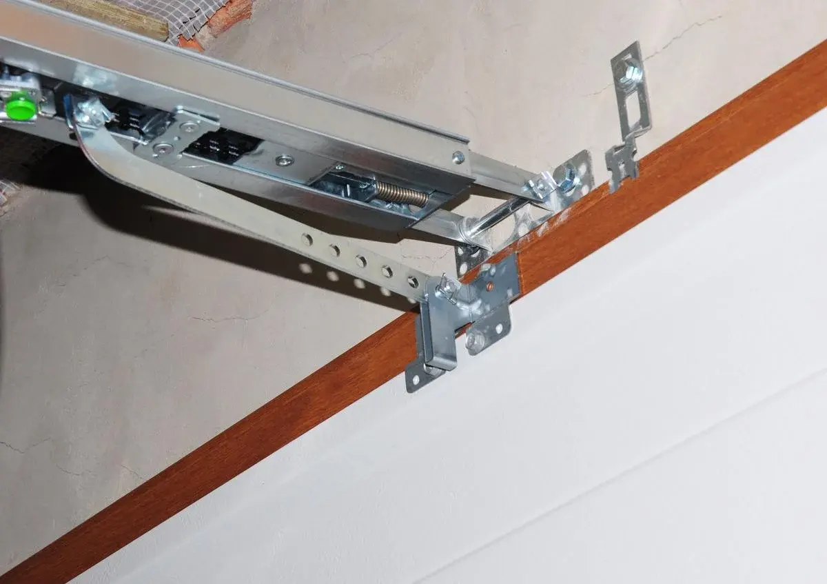 Garage Door Spring Repair Edison